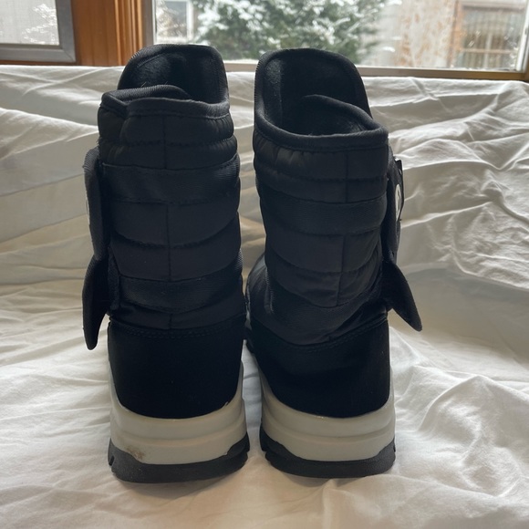 AI Size 3M Kids Winter Boots - Picture 2 of 7